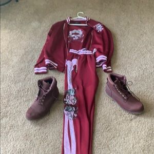 Timberland boots and Eternity XL sweat suit